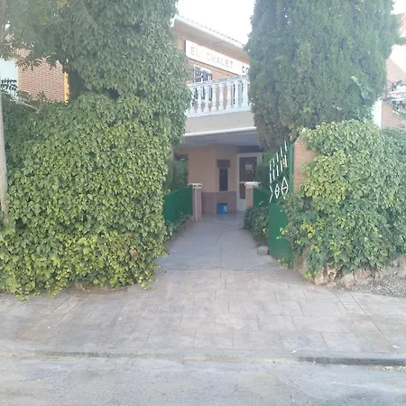 Konukevi El Chalet Torrejoncillo del Rey